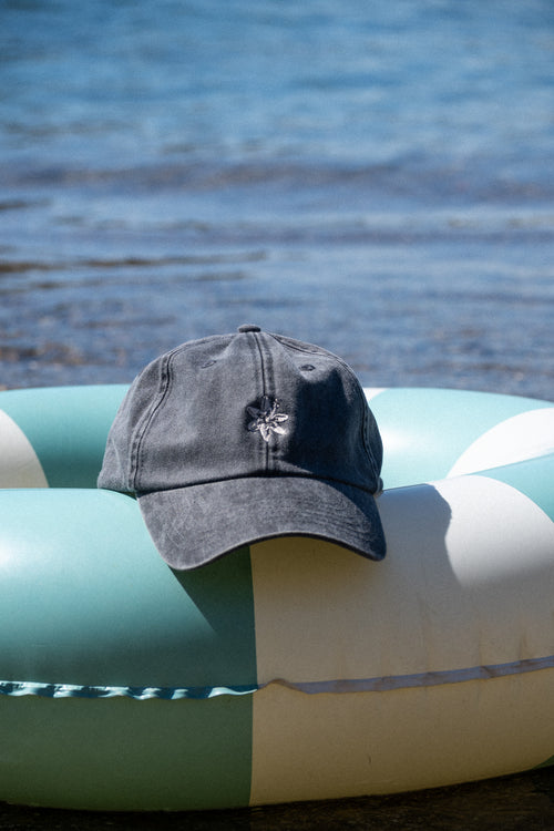 Casquette vintage denim fleur vermeille coast
